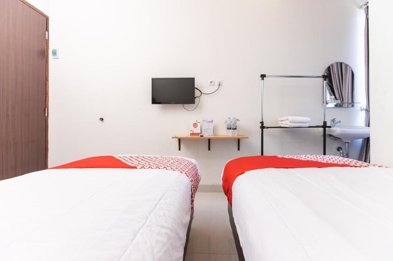 Oyo 1975 Bale Ikite Hotel Makassar Luaran gambar