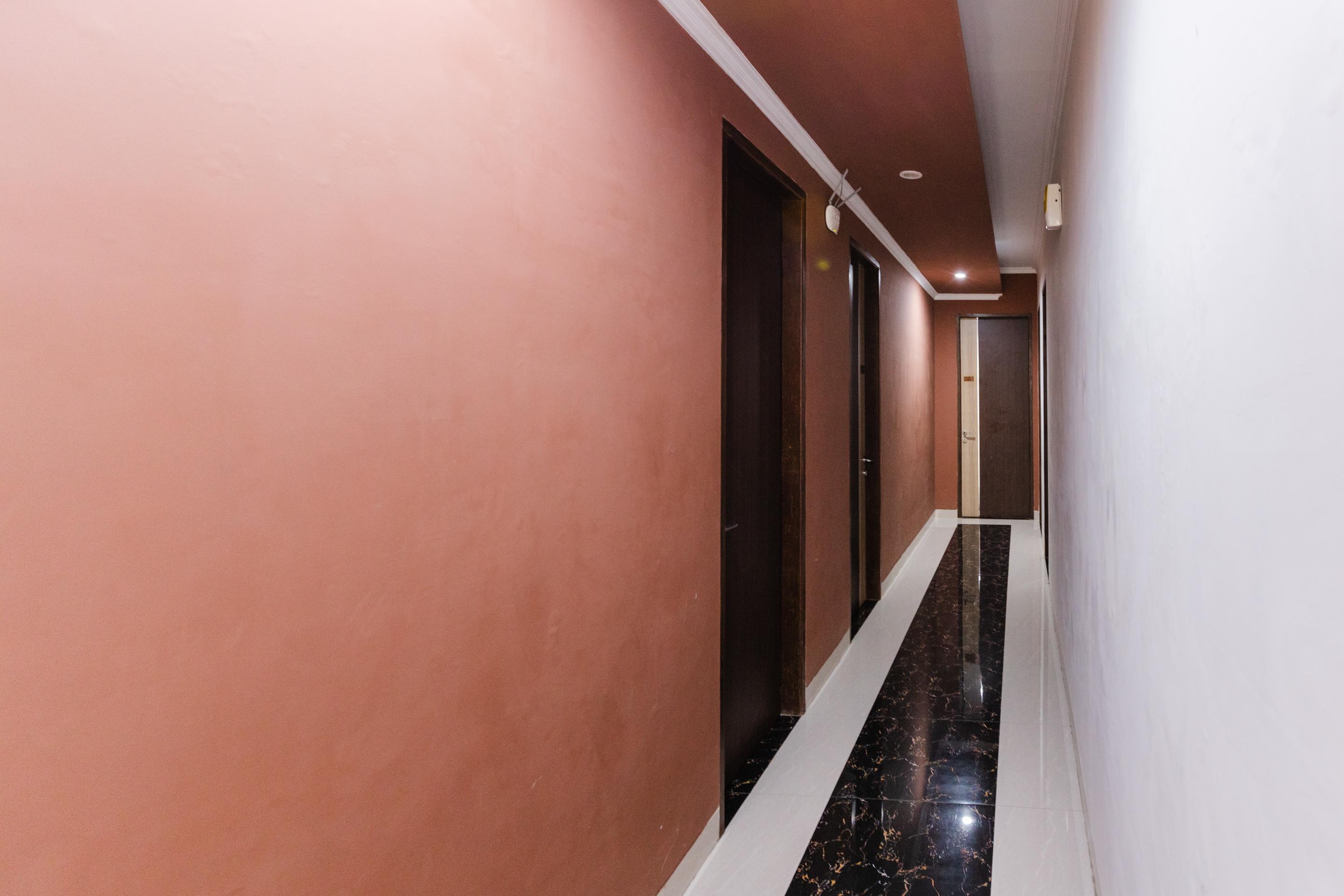 Oyo 1975 Bale Ikite Hotel Makassar Luaran gambar