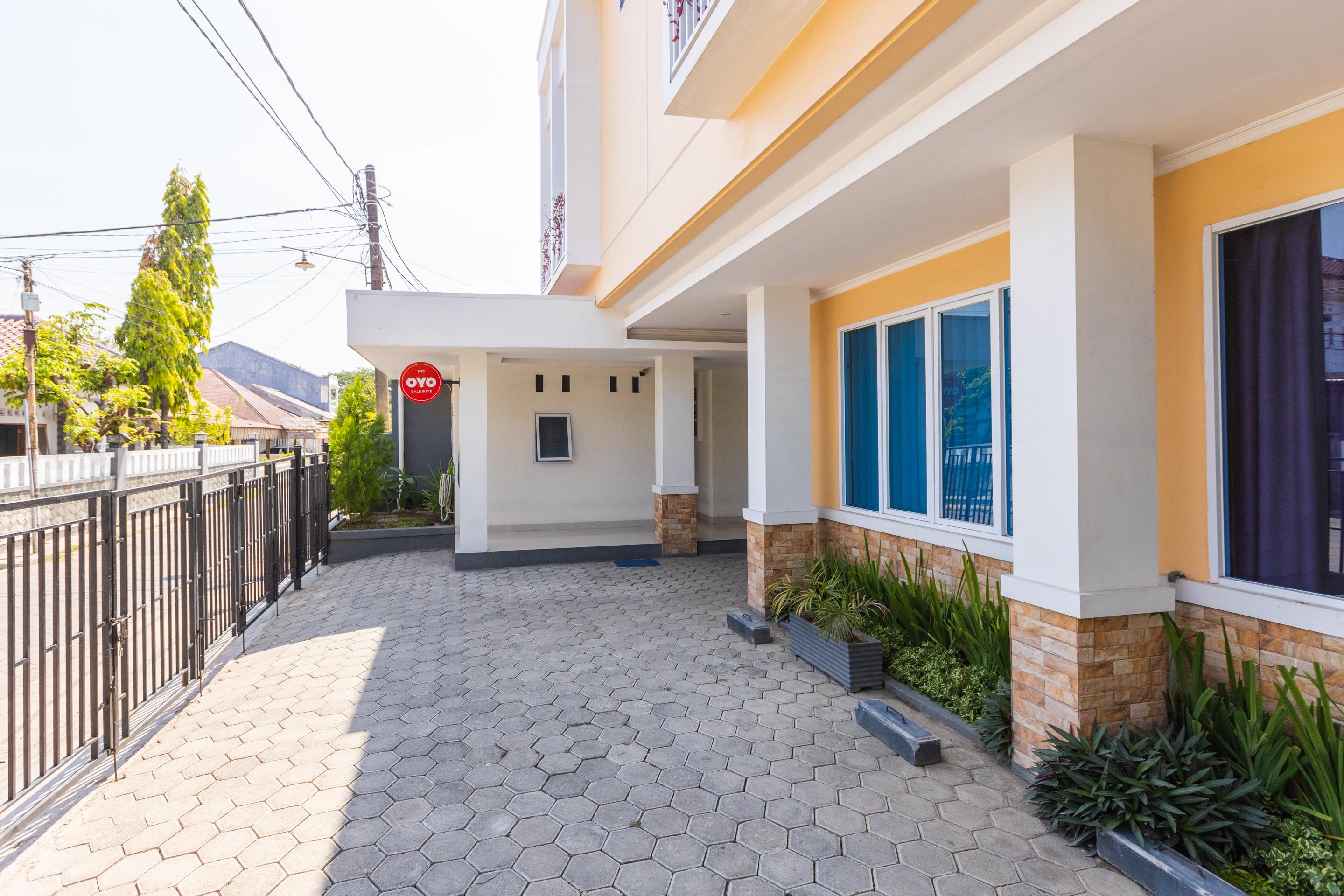 Oyo 1975 Bale Ikite Hotel Makassar Luaran gambar