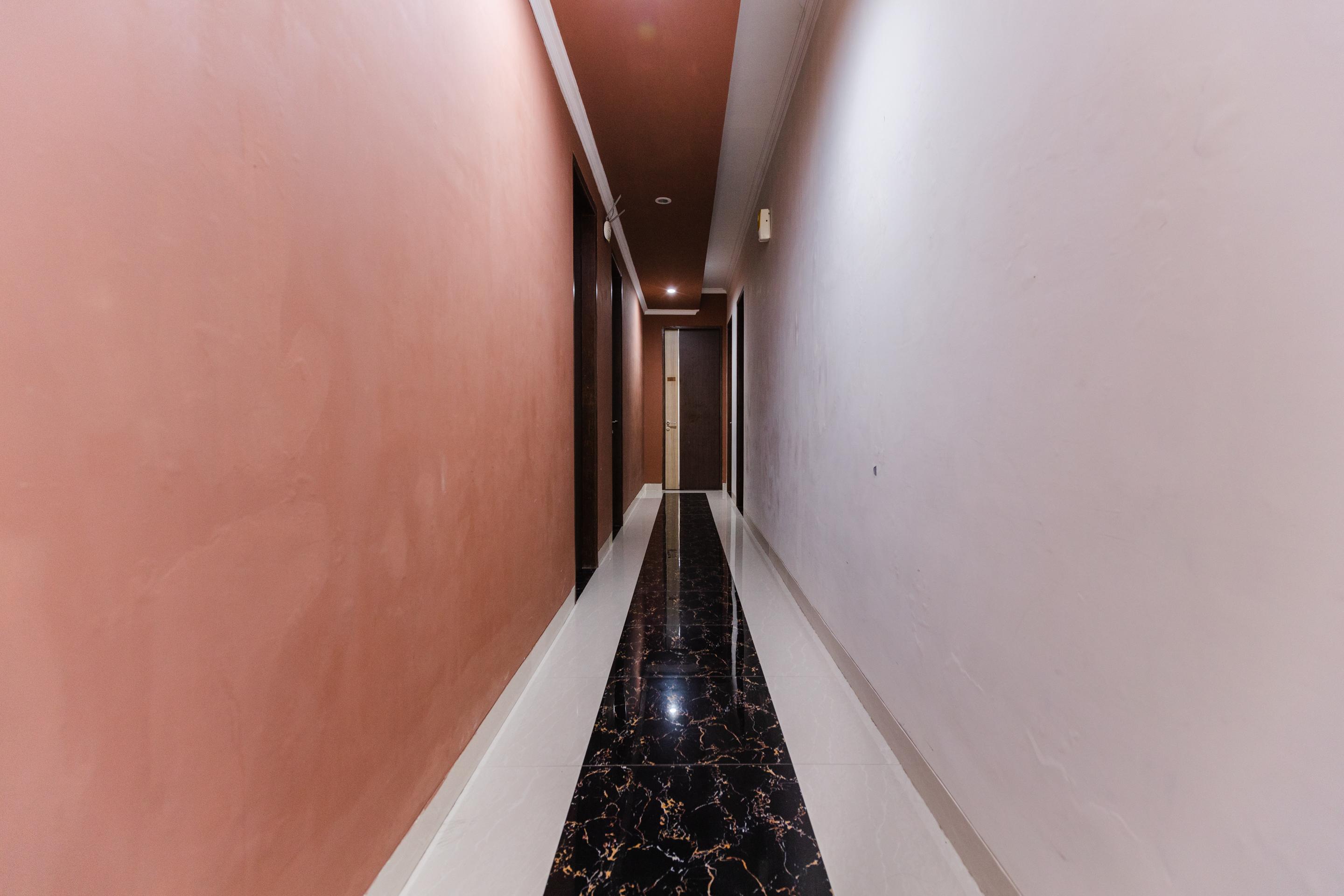 Oyo 1975 Bale Ikite Hotel Makassar Luaran gambar